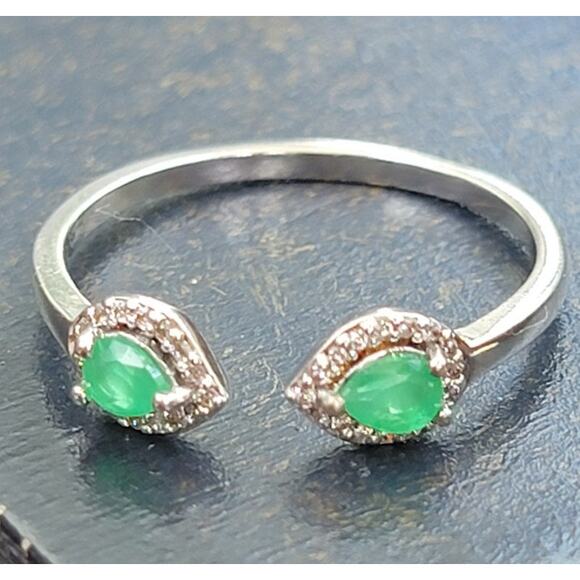 Rhodium Plated Open Design Ring with Green Simulated Gemstones - Adjustable - Picture 1 of 7